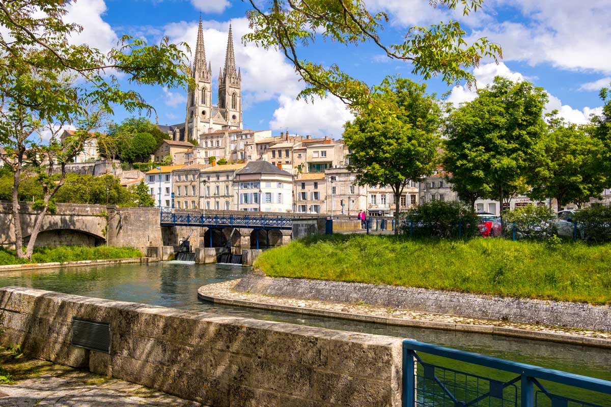 Vue sur l'Eglise Saint-André de Niort