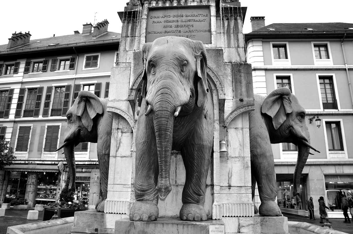 La fontaine des Quatre sans cul à Chambéry