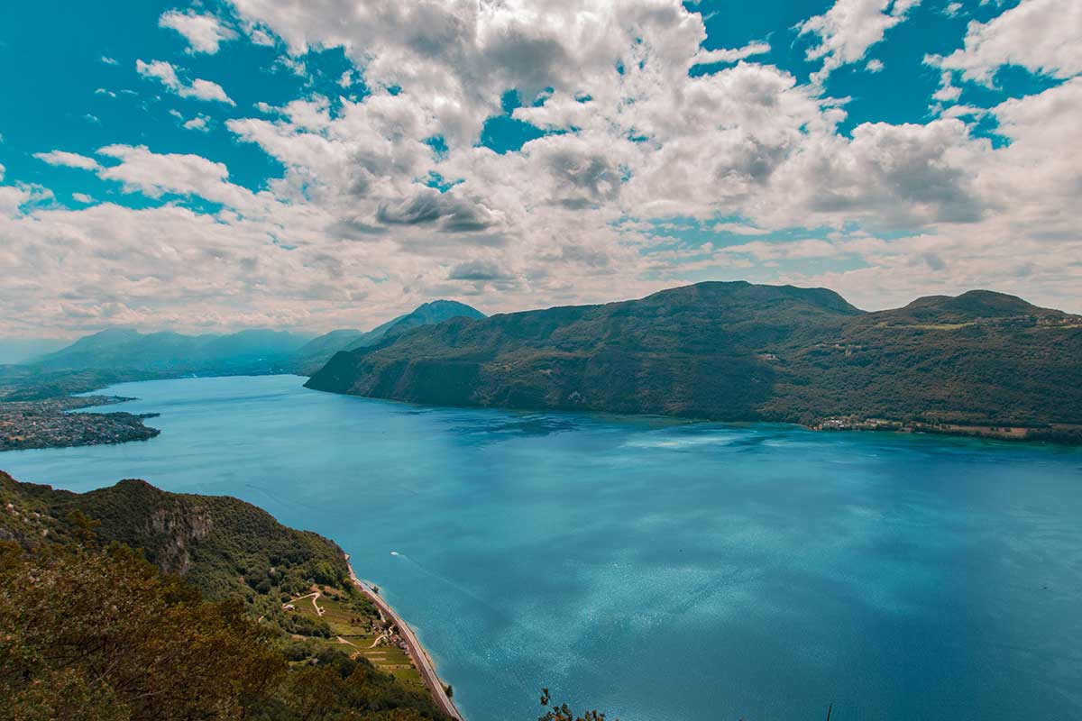 Le magnifique Lac du Bourget en Savoie