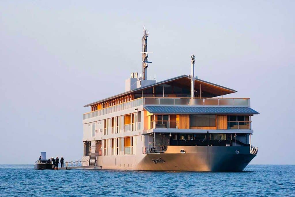 Croisière de luxe au Japon à bord du Guntû
